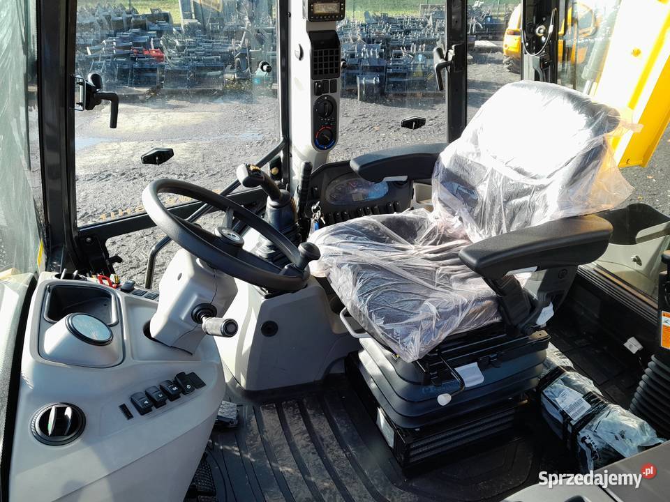 HOLLAND B115D 2025R KOPARKOŁADOWARKA CASE CAT Krotoszyn