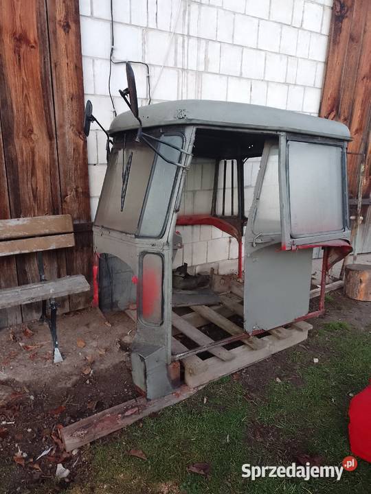 Maska i kabina orzeszek do C 4011 Kabina i karoseria Pińczów sprzedam