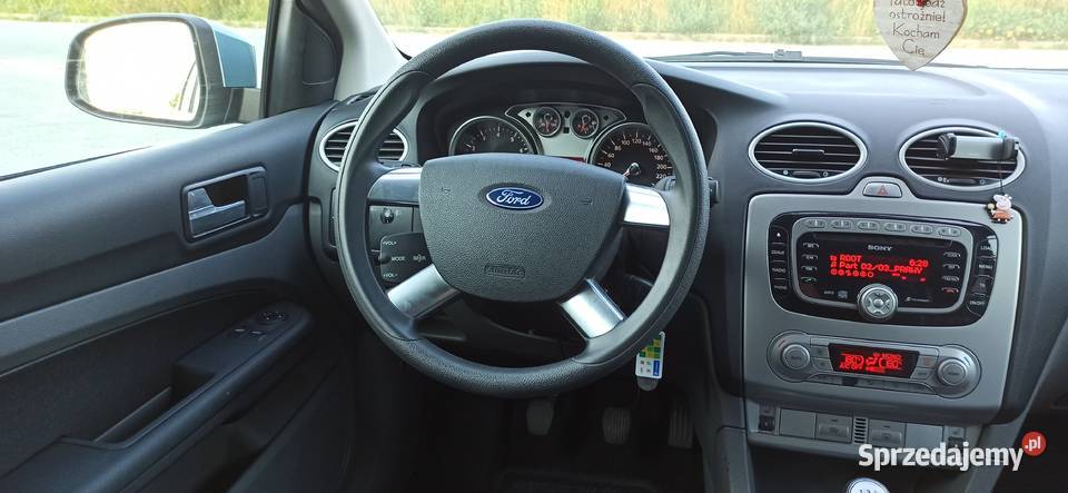 Ford Focus 16 b 102 Grzane fotele i szyba przód Szczecin