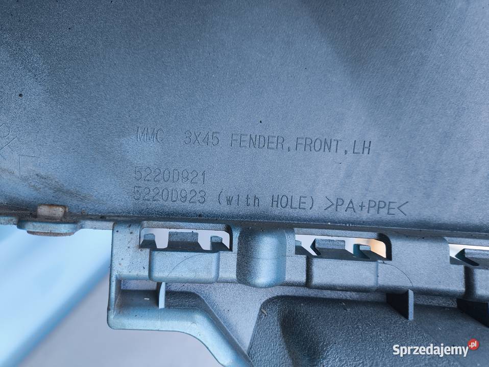 MITSUBISHI ASX BŁOTNIK LEWY PRAWY PRZEDNI Radom