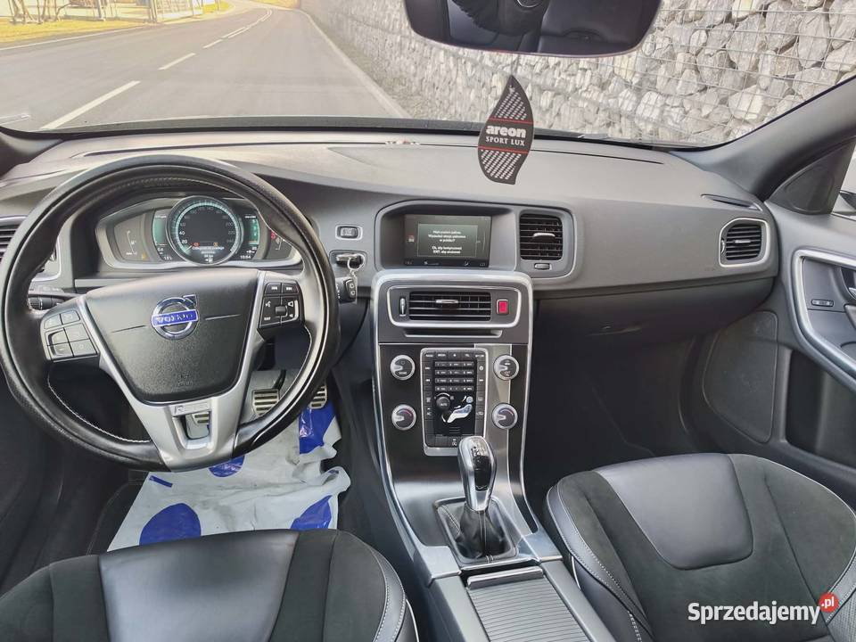 Volvo V60 20 Diesel RDesign Półskóra Navi w Samochody osobowe Lublin