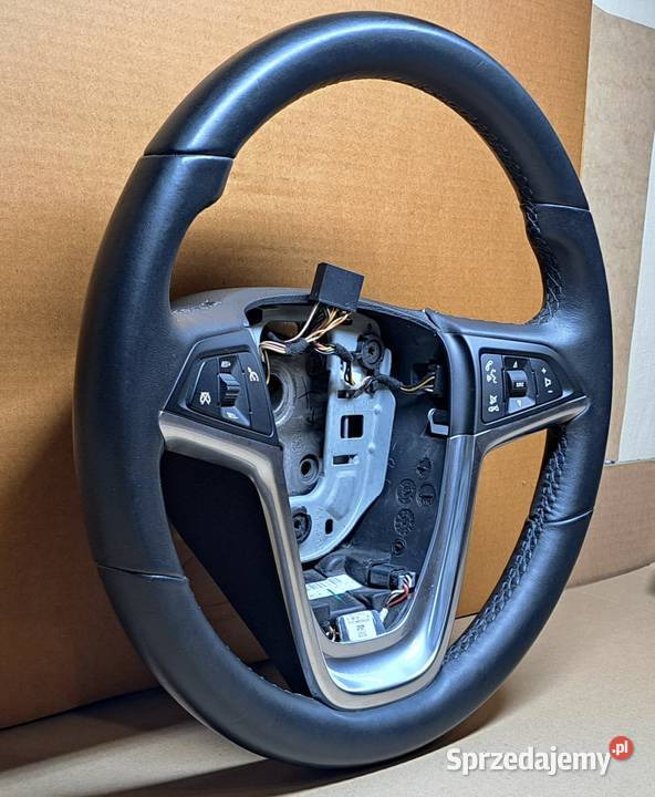 KIEROWNICA MULTIFUNKCJA OPEL ASTRA J IV MERIVA B Kierownice dolnośląskie Mielęcin