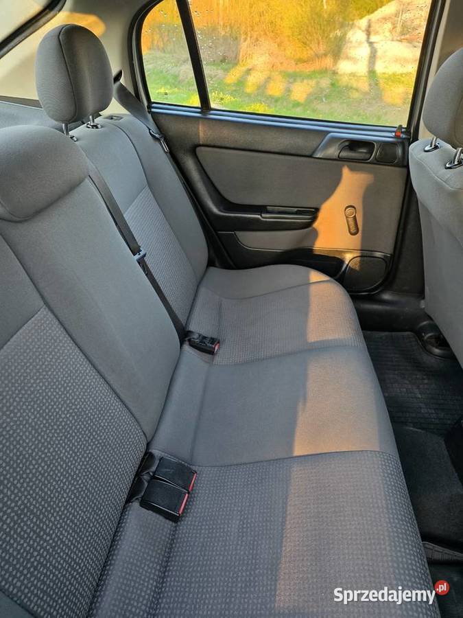 Opel Astra G 14 benzyna długie opłaty do 2027 sprzedam