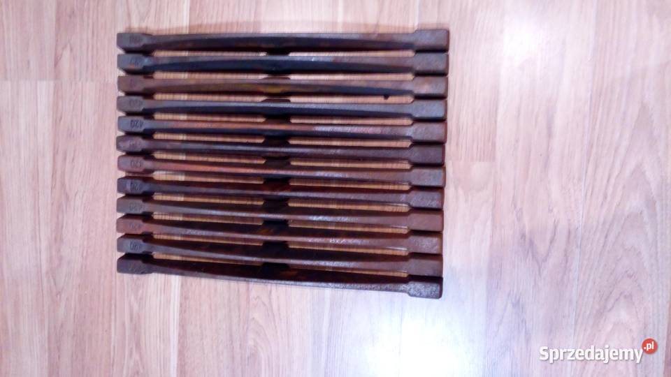 Ruszt sztabkowy belkowy żeliwny 42 nowy 12 sztuk Dobieszowice