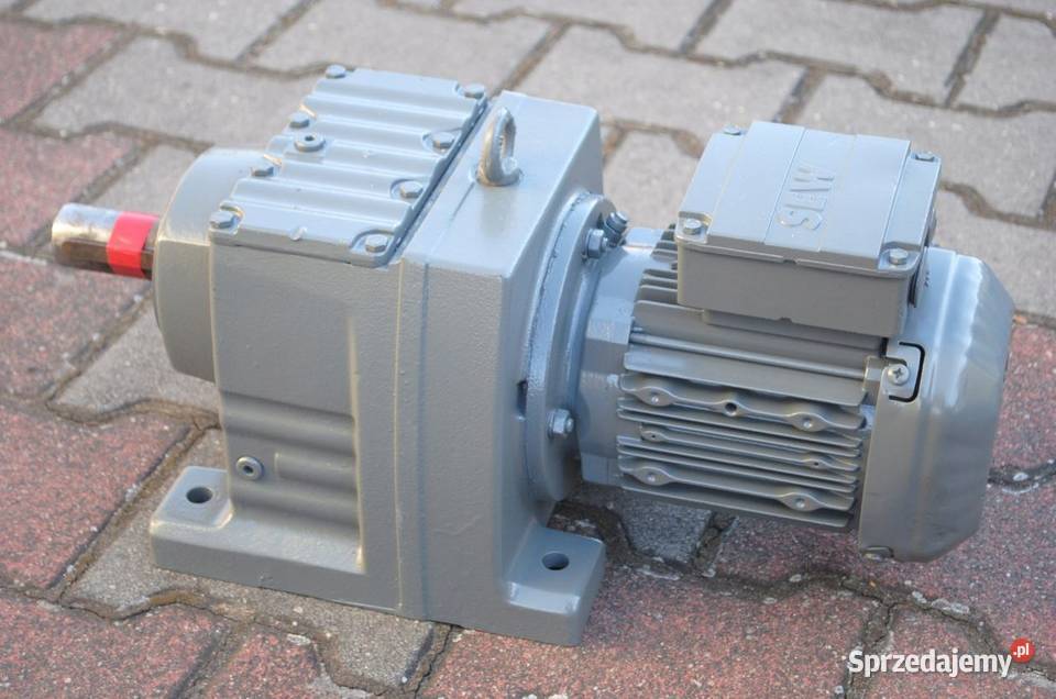 Motoreduktor 055kw 99obrmin SEW Kargowa