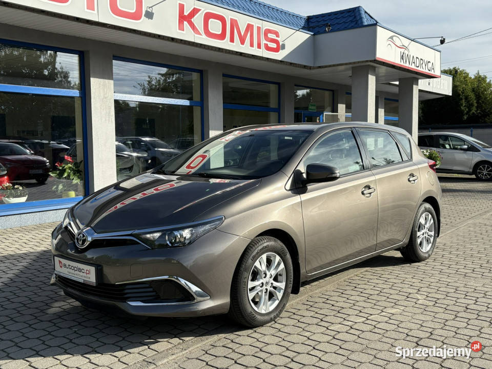 Toyota Auris Krajowy 13 99 Pełny serwis ASO II Tarnowskie Góry