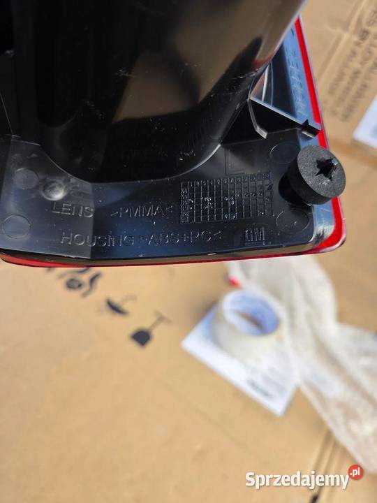 Lampa lewa lewy tył Opel Combo C 9199760 sprzedam
