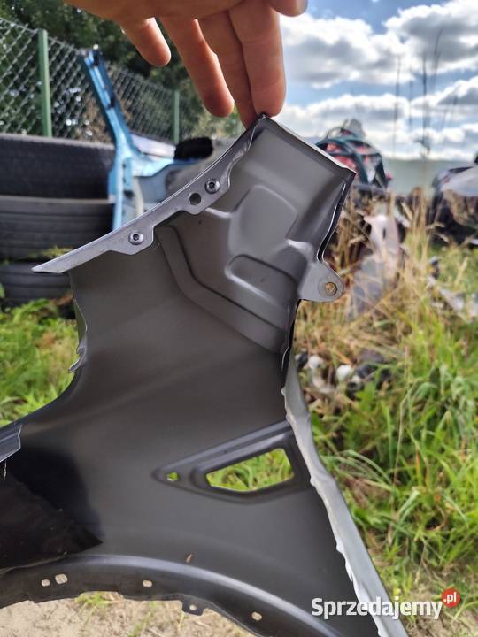 Błotnik prawy przód sprzedam