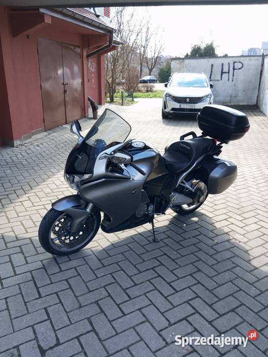 Honda vfr1200f sprzedam
