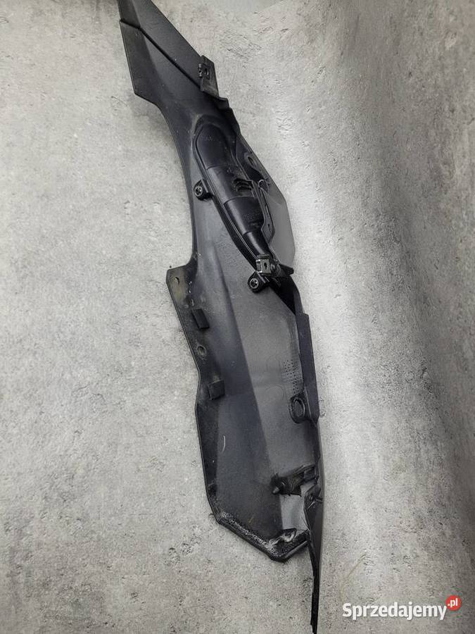 YAMAHA MT 07 MT07 2014 OGON OWIEWKA PRAWA Nowy Tomyśl