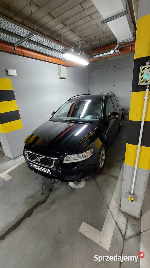 sprzedam Volvo V50 16 D 109 2009r uszkodzony