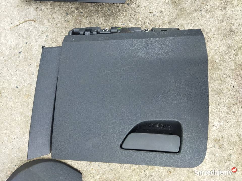 plastiki ford ecosport 2015r osobowe Ostrów Wielkopolski