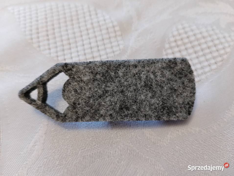 BROSZKA filcowa szara kształt ołówka filc wielkopolskie