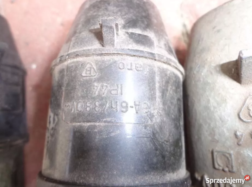 WTYCZKI GNIAZDA SIŁOWE 380400V 16A plastikowe i Dom i Ogród Łódź sprzedam