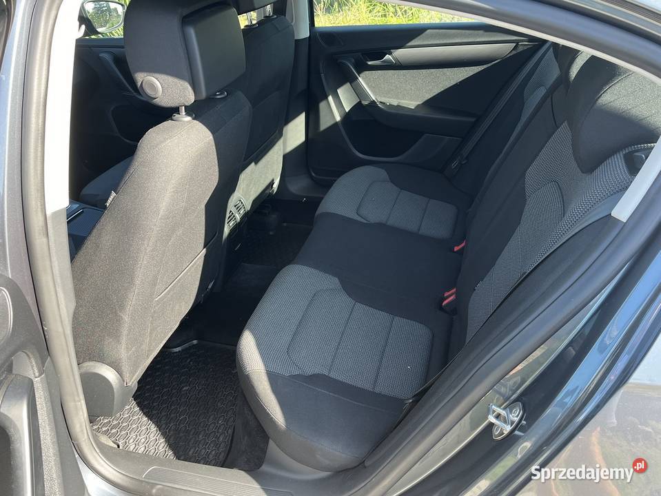 VW PASSAT B7 SEDAN 20 TDI 140 oryginalny lubelskie