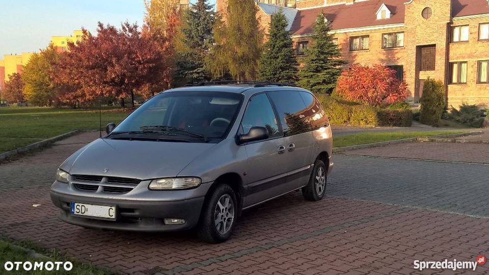 Chrysler Voyager 25 TD ewentualna zamiana na skórzana tapicerka Dąbrowa Górnicza