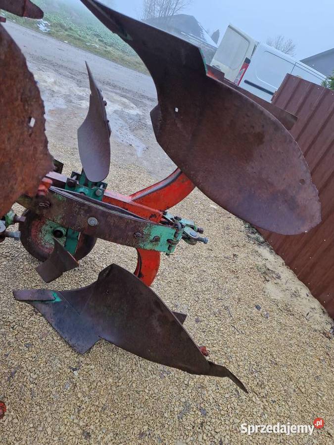 pług obrotowy Kverneland E1 3 skiby resor Zelów