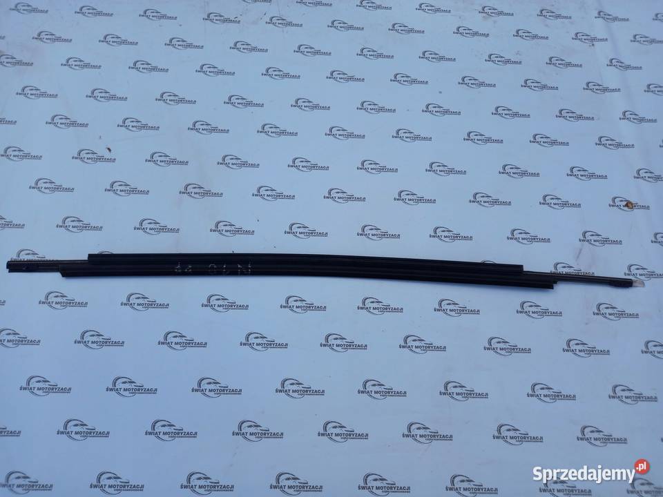 VOLVO XC90 I LIFT 10r listwa zgarniająca prawa Kielce