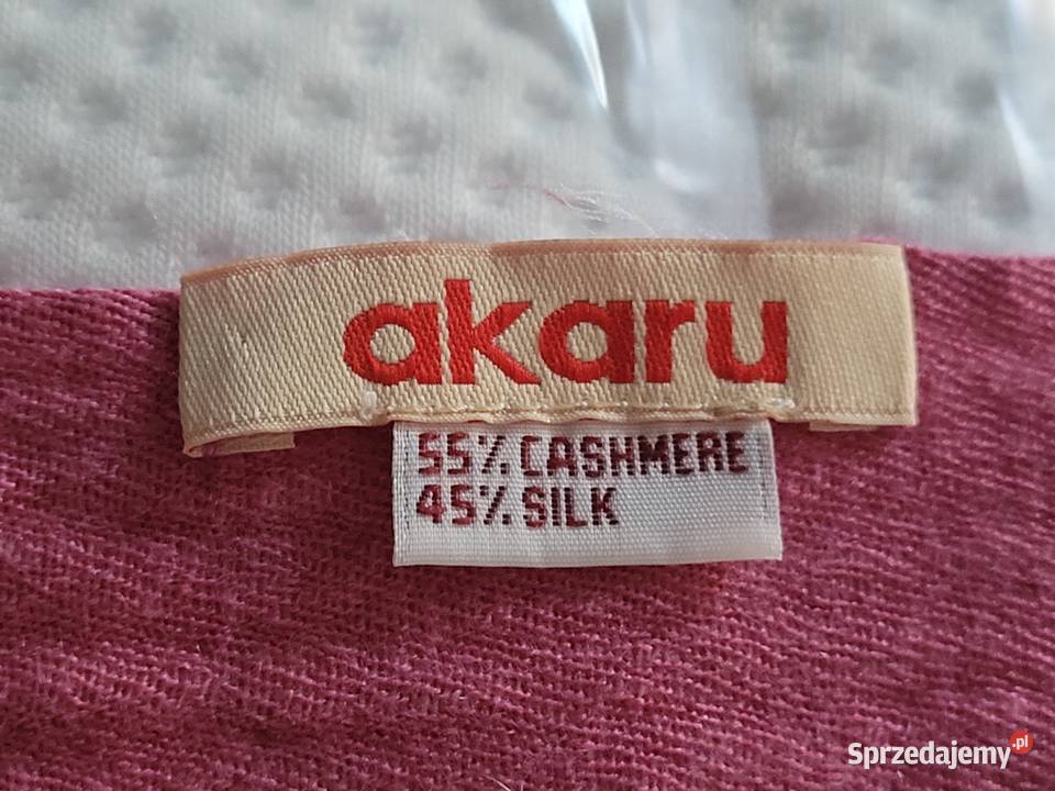 Łososiowa różowa chusta apaszka bandamka Akaru wielkopolskie Poznań