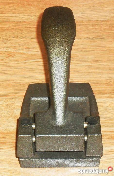 Stary masywny dziurkacz żeliwny PRL VINTAGE