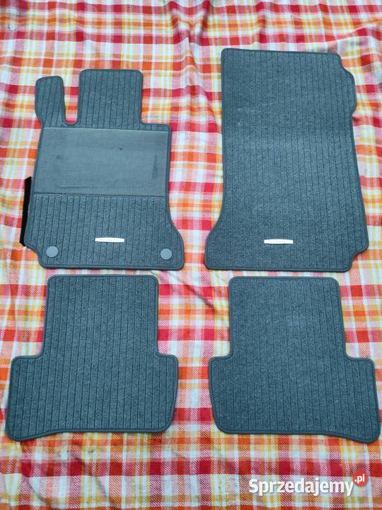 Dywaniki Oryginalne Mercedes W204 S204 szare wielkopolskie Bolewice sprzedam