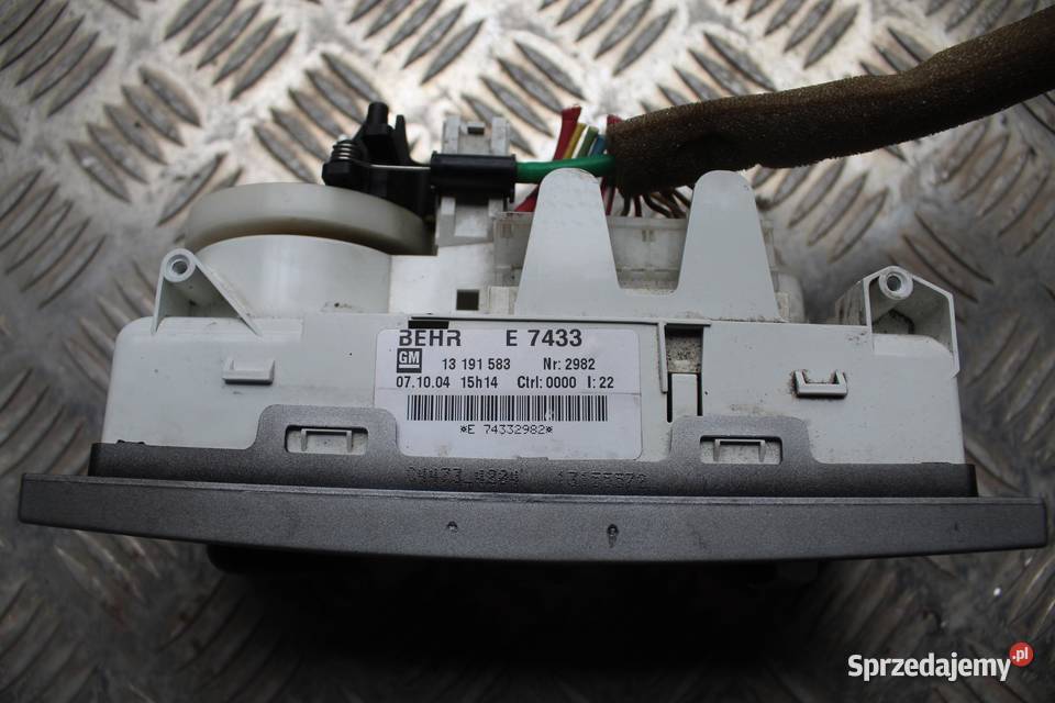 PANEL NAWIEWU KLIMATYZACJI OPEL MERIVA A