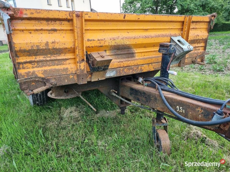 Przyczepa rolnicza Muller z kiprem 3 strony Maszyny rolnicze małopolskie Tarnów