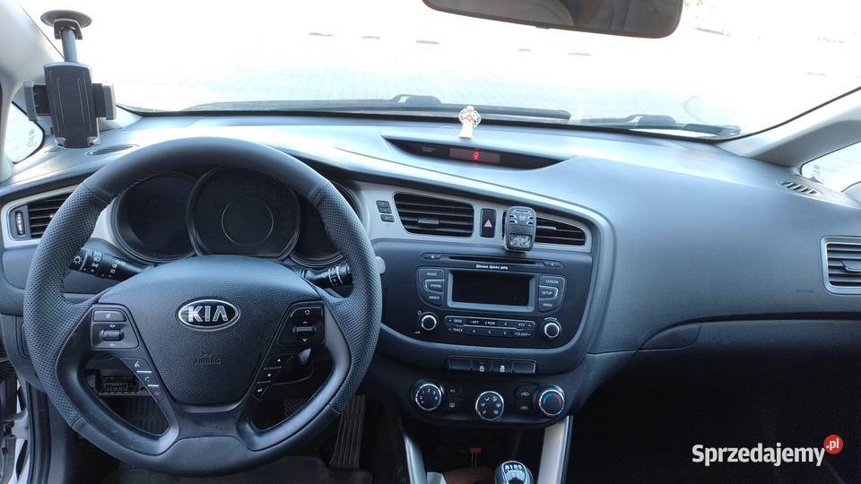 Kia Ceed kia ceed kombi crdi 16 M krajowe 128 ABS Warszawa