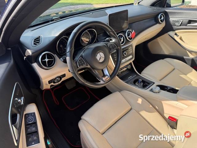 MercedesBenz CLA 4MATIC 2017 Benzyna Rok produkcji 2017 Słupca