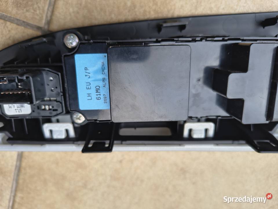 Panel przyciski szyb Suzuki SX4 SCross Błonie