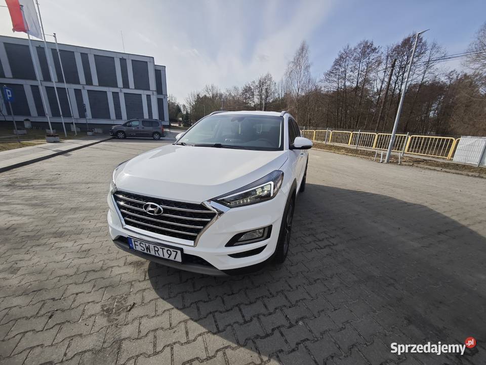 Hyundai Tucson 16 diesel automat salon