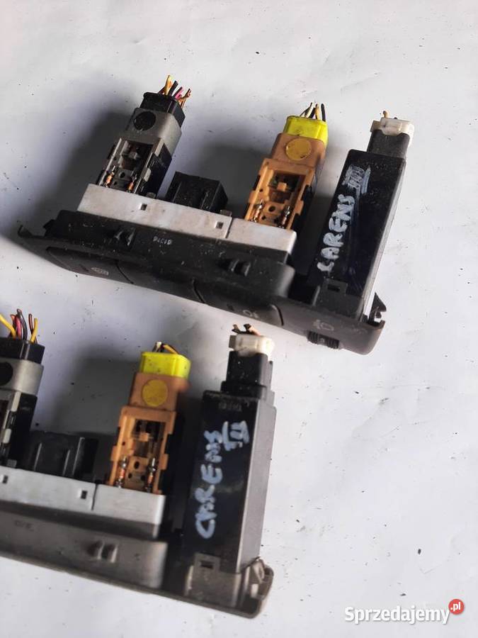 Kia Carens III przełącznik podgrzewania szyby łódzkie Ksawerów