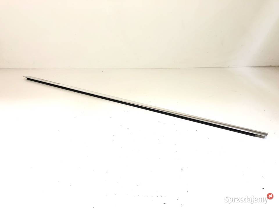 LISTWA ZGARNIAJĄCA PRZÓD LEWY BMW F01