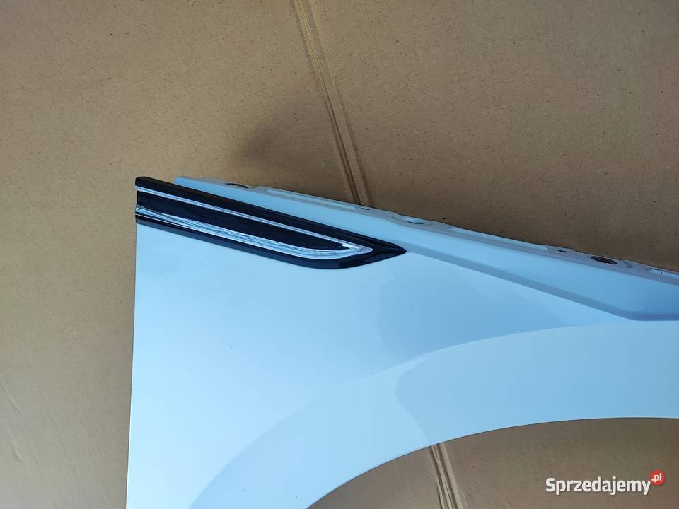 Błotnik Volkswagen Arteon do założenia w kolor Błotniki Lipno