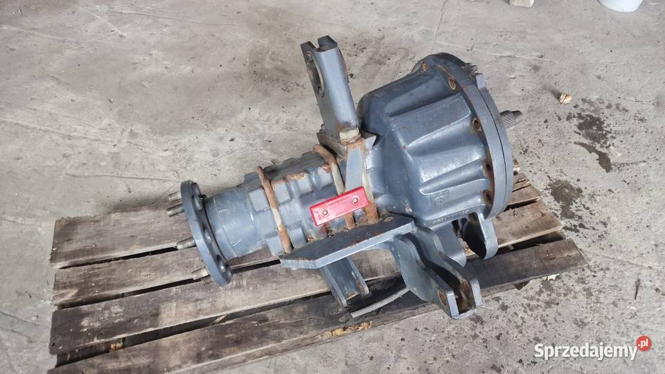 Oś zwolnica NH TS 110 E9NN4013BC lewa Tylny most Zaklików