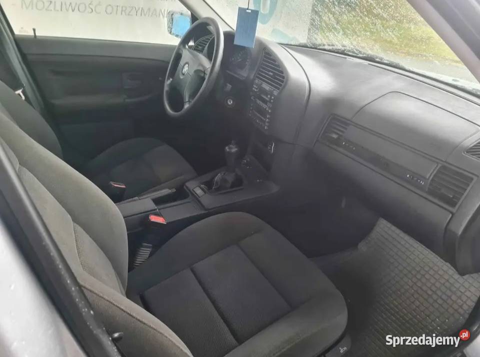BMW E36 100 Rok produkcji 1997 Gliwice