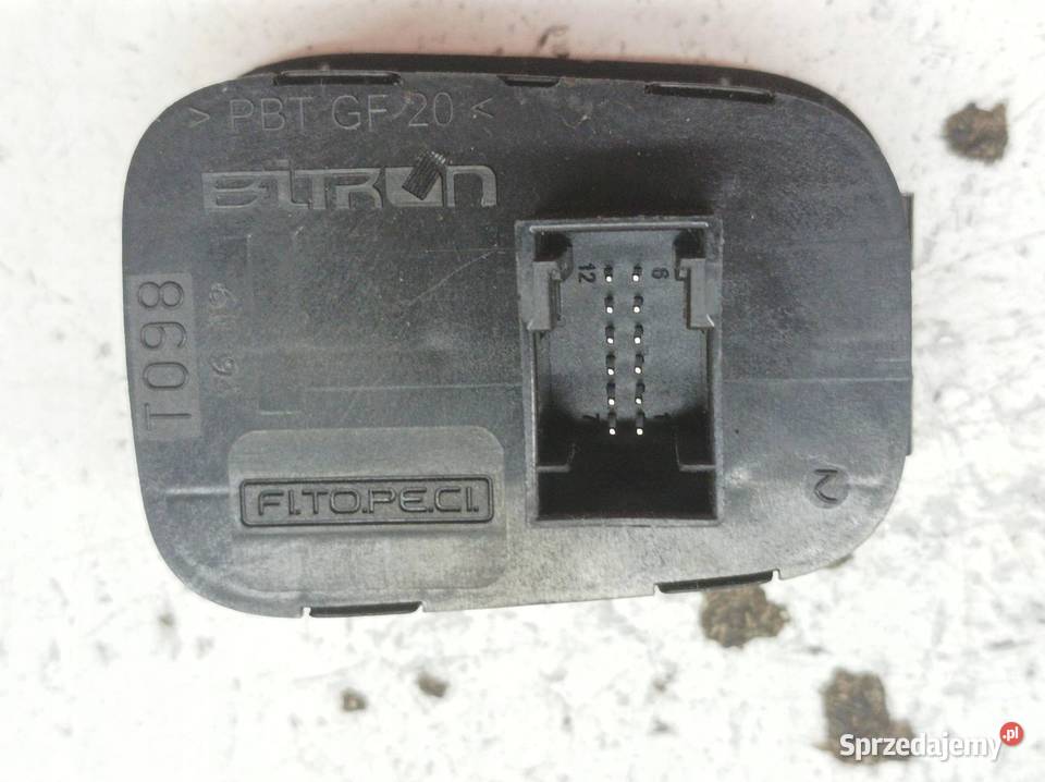 PRZEŁĄCZNIK AWARYJNYCH ŚWIATEŁ KPL 7354423220 świętokrzyskie