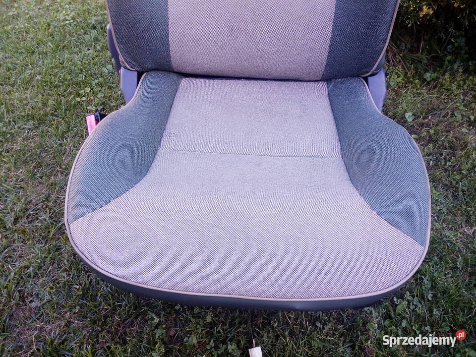 Fotel lewy kierowcy peugeot partner citroen Fotele i kanapy Połaniec sprzedam