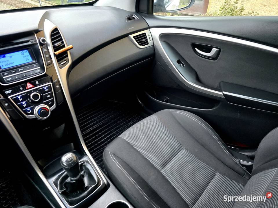 Salon Polska 16 CRDi PDC Klima Stan światła do jazdy dziennej i30