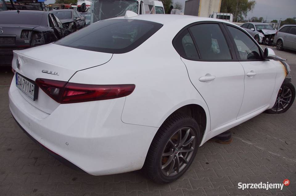 ĆWIARTKA BŁOTNIK PRAWY TYŁ ALFA ROMEO GIULIA Lipno