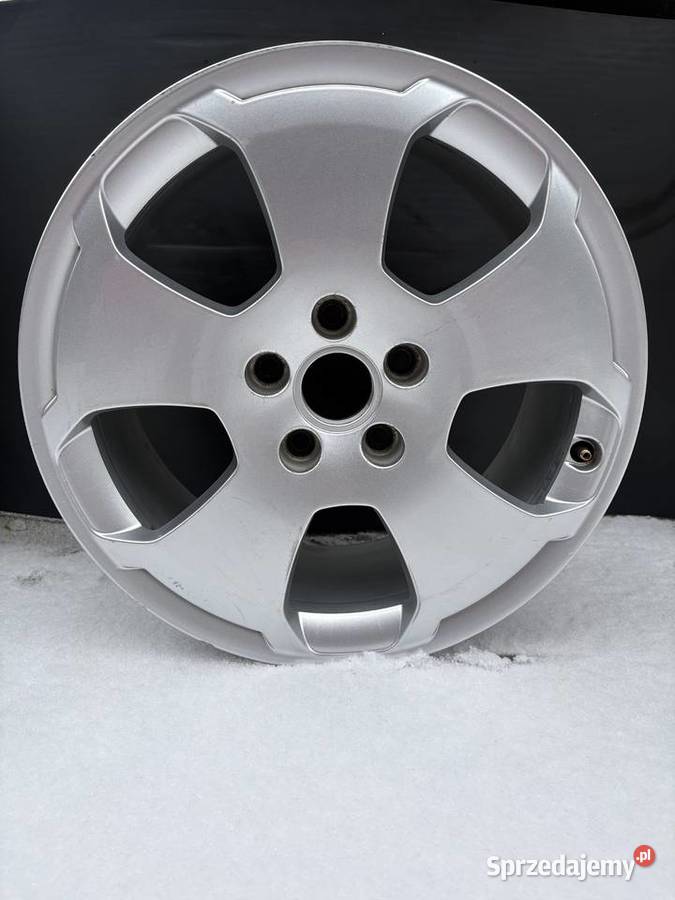 Felgi Audi 17 OEM A3 8P 75J ET56 5112 8P0601025C Kruszwica