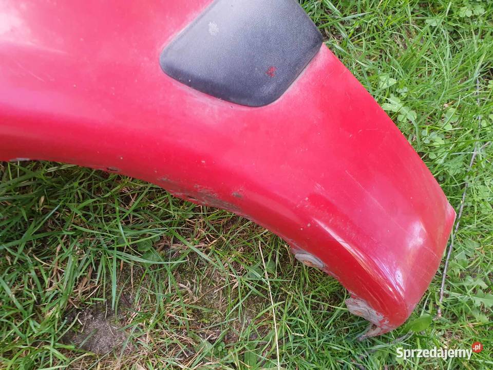 Błotnik Lewy Mitsubishi Carisma r43 Rok produkcji 2000