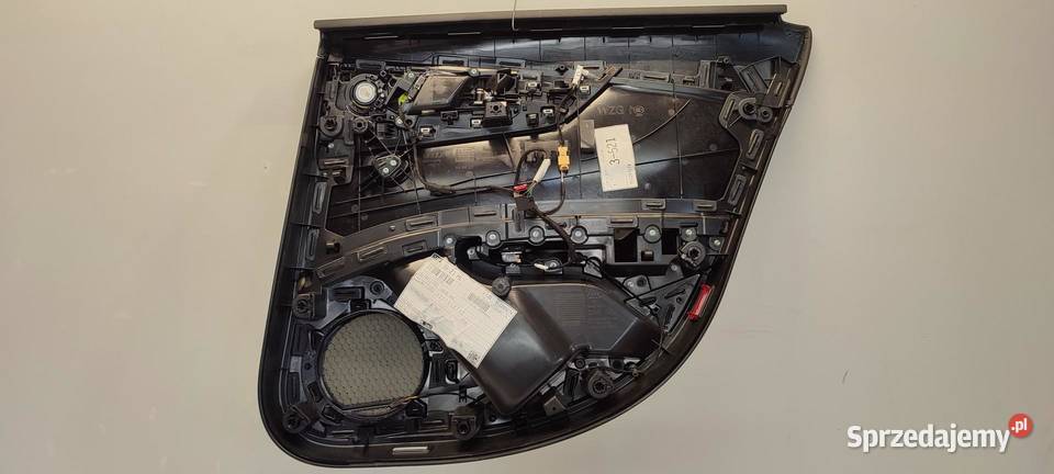 AUDI A4 B9 BOCZEK DRZWI LEWY TYŁ 8W0867317 dolnośląskie