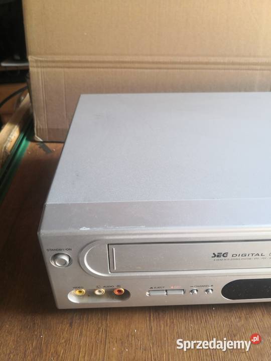 Magnetowid VHS dvd SEG DVC30 do naprawy Magnetowidy Radom