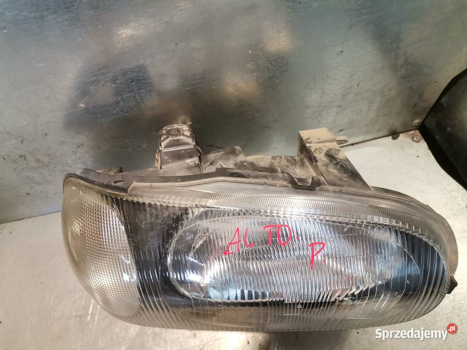 SUZUKI ALTO 5 LAMPA PRAWY PRZÓD prawe Lampy przednie małopolskie Nowy Sącz
