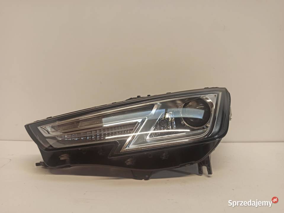 AUDI A4 B9 LAMPA REFLEKTOR XENON LEWY 8W0941005A