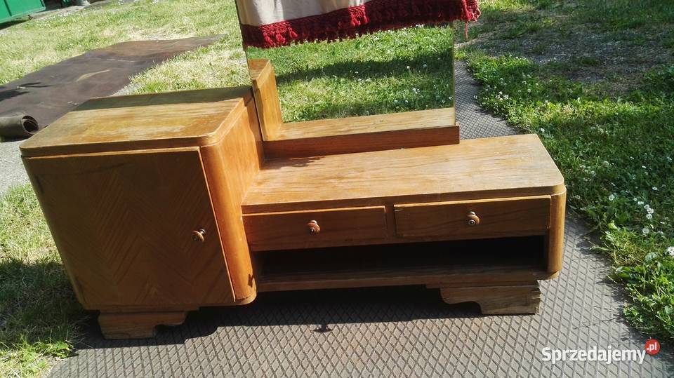 Sprzedam toaletkę z dużym lustrem Meble Zelów