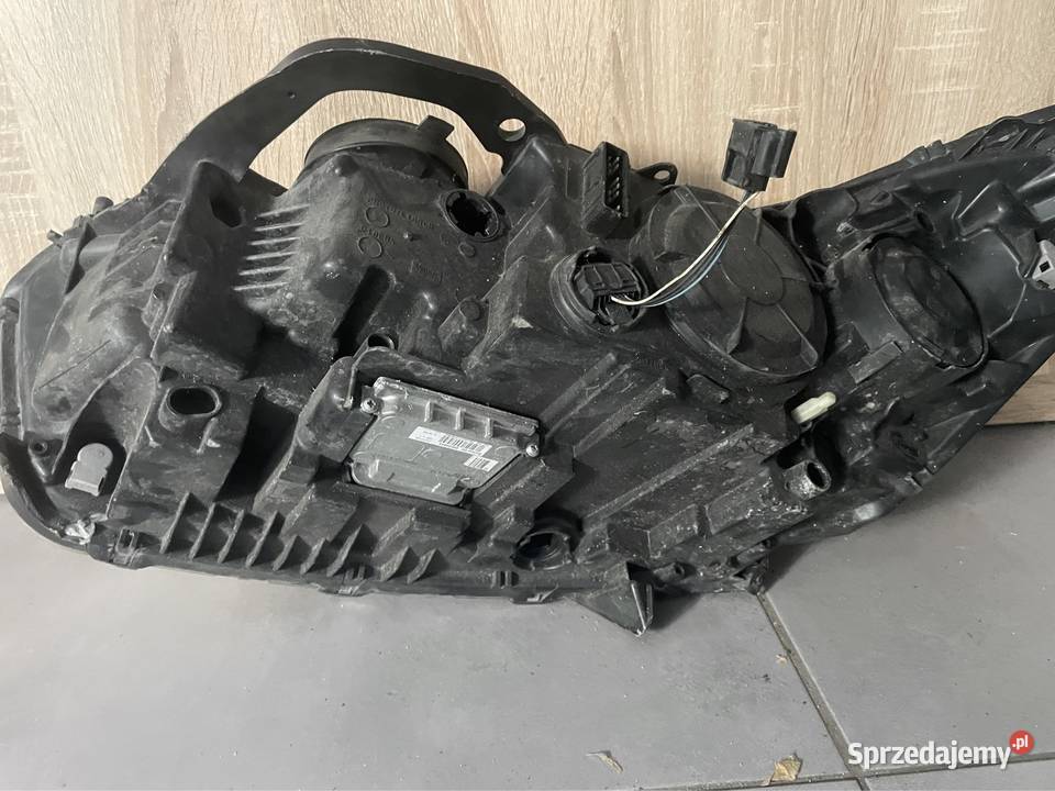 Citroen C5 xenon skrętny prawy Kozubszczyzna