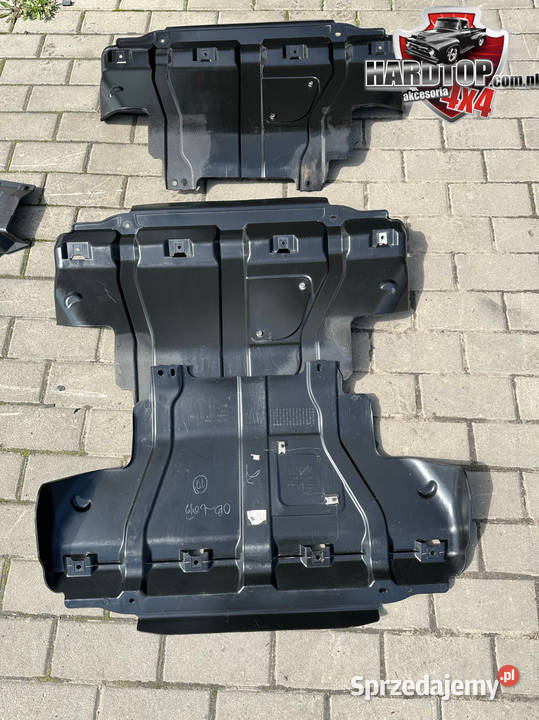 OSŁONA Silnika Plastikowa Nissan Navara Np300 sprzedam