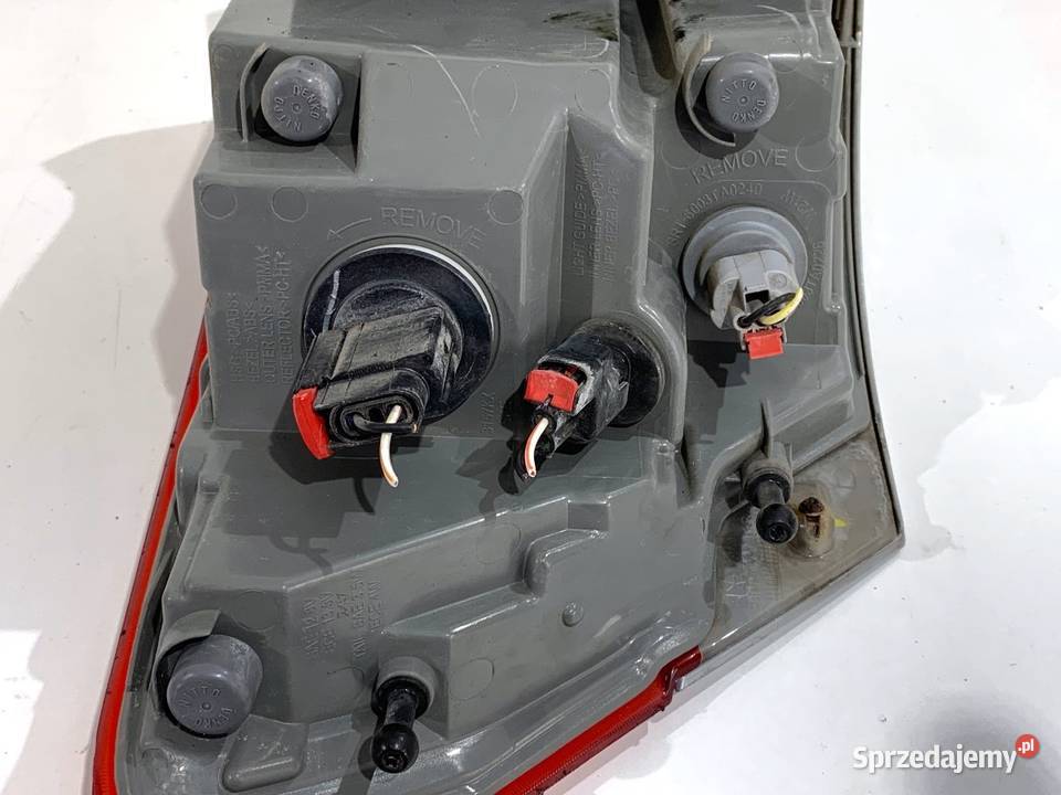 LAMPA PRAWY TYŁ JEEP GRAND CHEROKEE WK Lampy tylne Oświetlenie podkarpackie